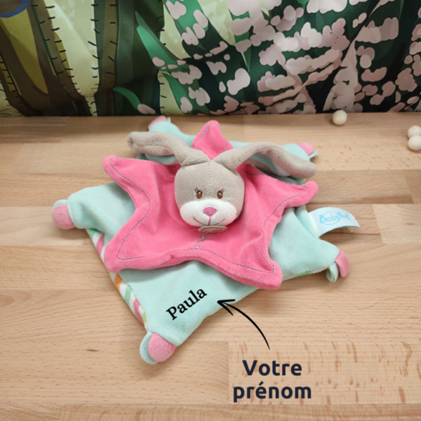Luna la tendre lapine – Doudou personnalisé