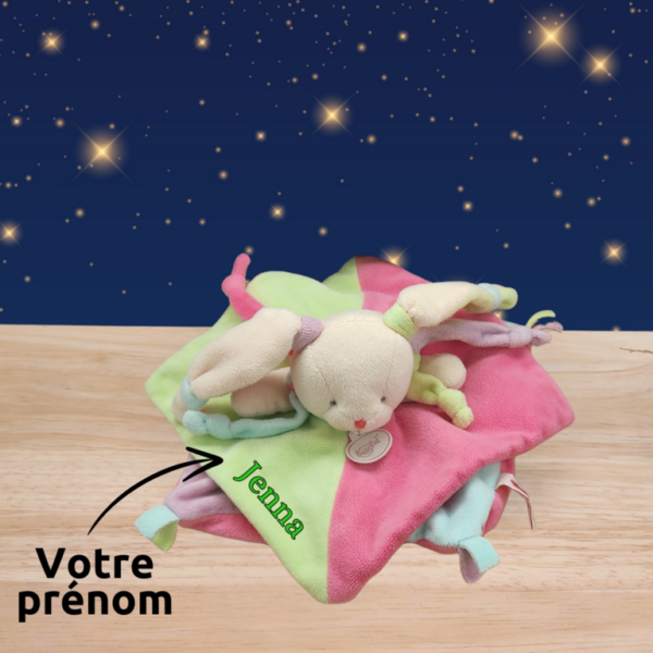22.png Nini la lapine rigolote – Doudou personnalisé