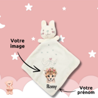 alice-le-lapin-enchante-doudou-personnalise-chat-blanc.png Alice le lapin enchanté - Doudou personnalisé
