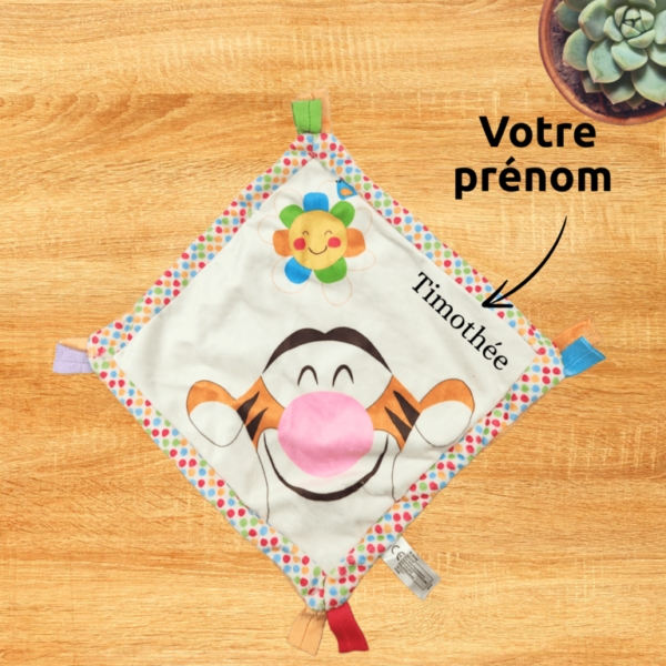 Tigrou le tigre joyeux – Doudou personnalisé