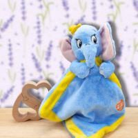 doudou-dumbo-bleu.png Dumbo, l'éléphanteau bleu - Doudou personnalisé