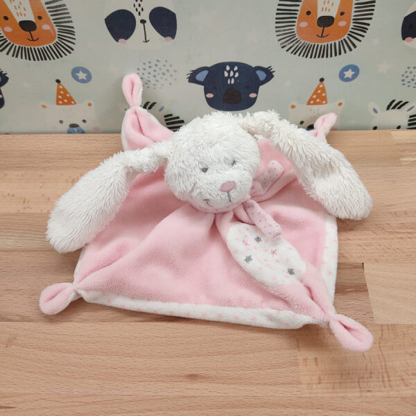Jody la lapine toute douce – Doudou personnalisé