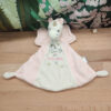 doudou-licorne-rose.jpeg Carotte la licorne magique – Doudou personnalisé