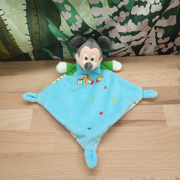 doudou-mickey-a-personnaliser.jpeg Mickey le joyeux doudou Disney – Doudou personnalisé