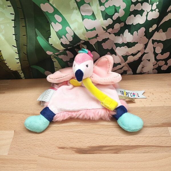 Vivi le flamant rose espiègle – Doudou personnalisé