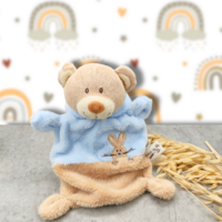doudou-ours-bleu-et-marron.png Finn, l'ours transformable en lapin - Doudou personnalisé