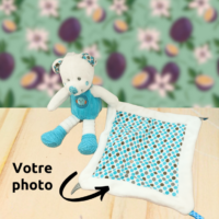 doudou-ours-bouba-nicotoy-personnalise-jpg.png Bouba l’ours joyeux – Doudou personnalisable