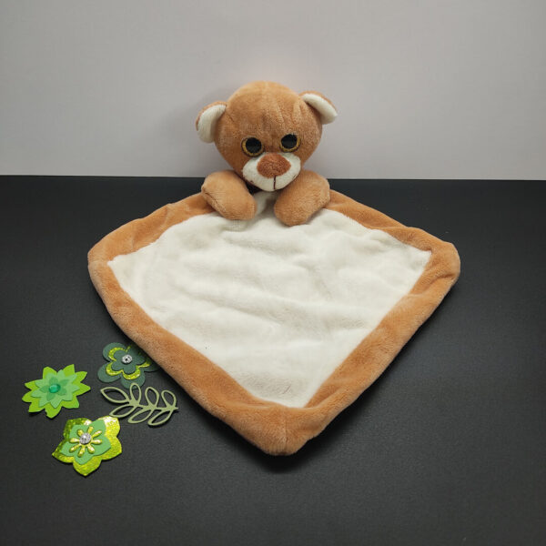doudou-personnalise-lion-grand-yeux-1.jpeg Nagou le doudou ours rapide - Doudou personnalisé