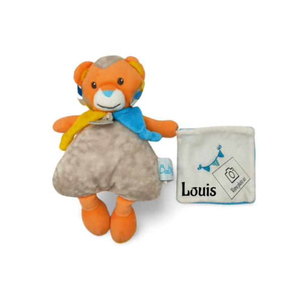 doudou-personnalise-lion-mouchoir.png Riou le lion malin - Doudou personnalisé