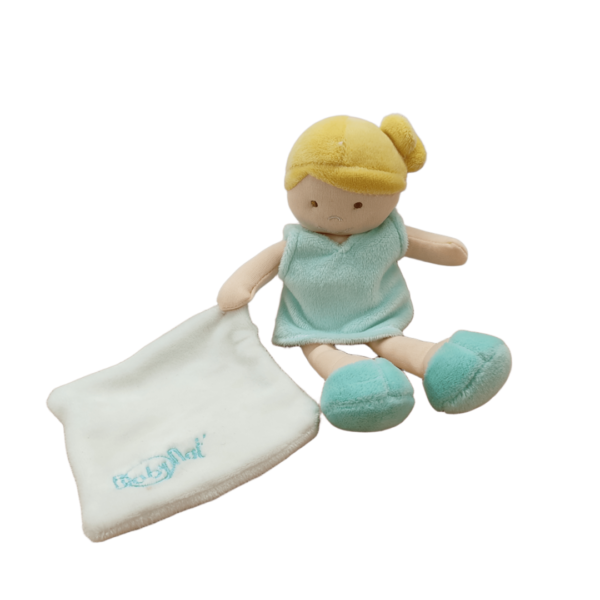 doudou-poupee-mady-baby-nat-personnalise-2-jpg.png Mady la poupée rêveuse – Doudou personnalisé