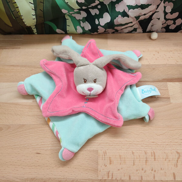 Luna la tendre lapine – Doudou personnalisé