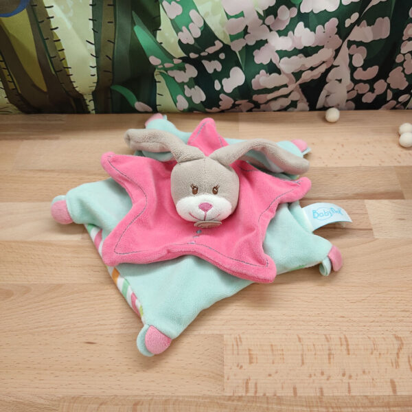 Luna la tendre lapine – Doudou personnalisé